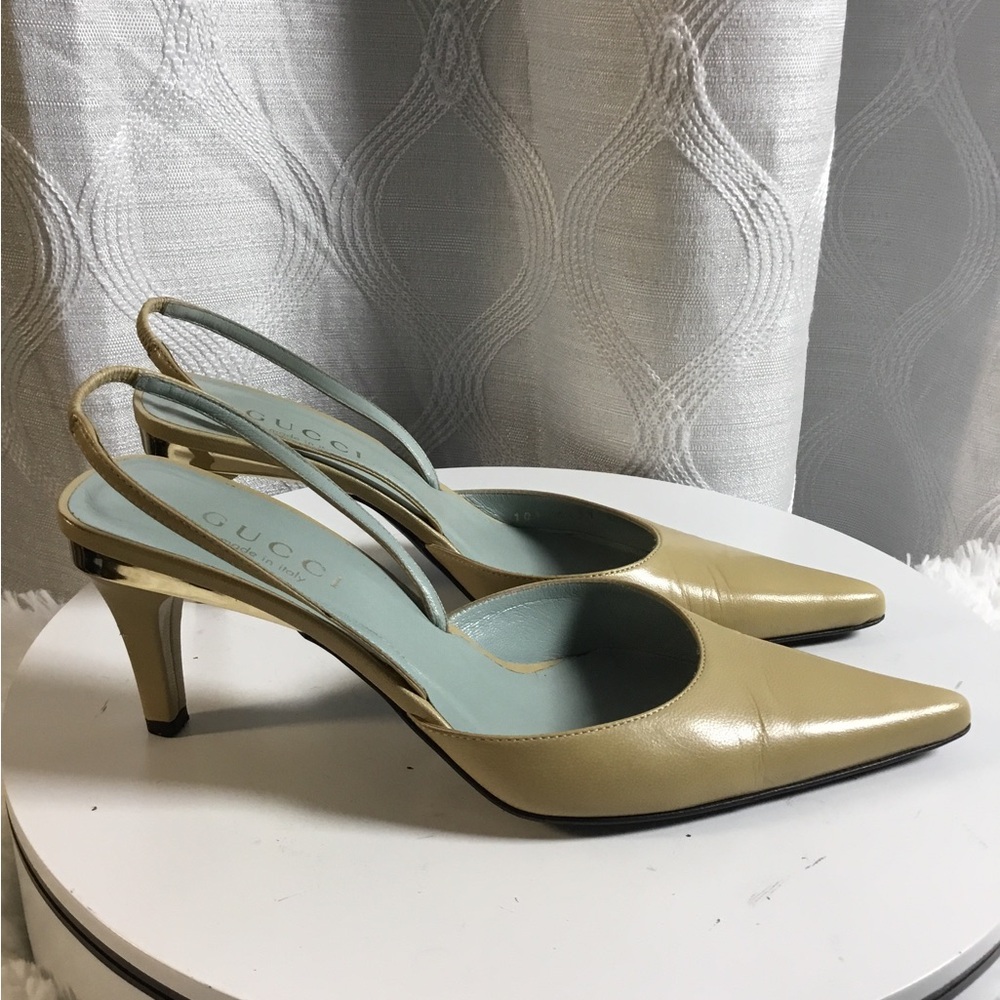 Gucci Leather Pointed-Toe Slingback Pumps - Picture 3 of 8